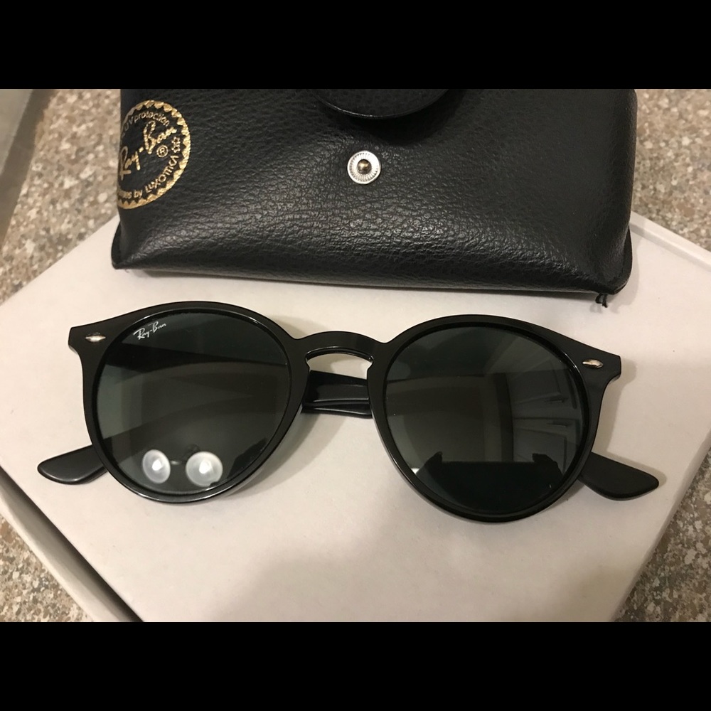 Black Raybans